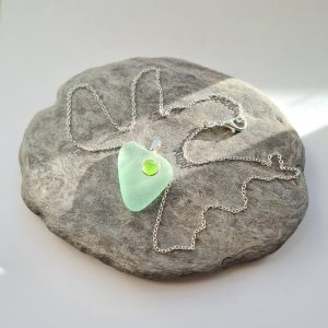 green sea glassve